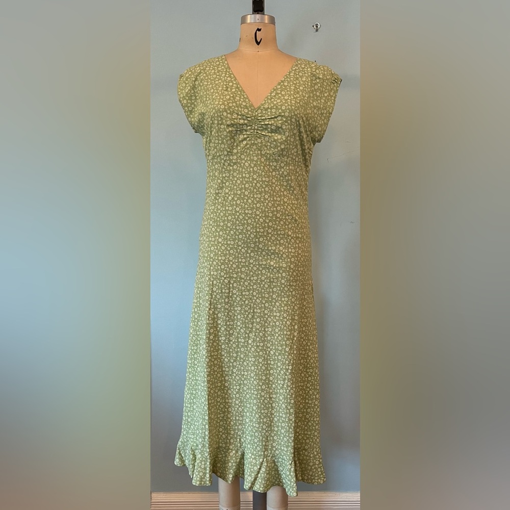 NWOT Madewell Green Floral V-Neck Midi Dress - 6